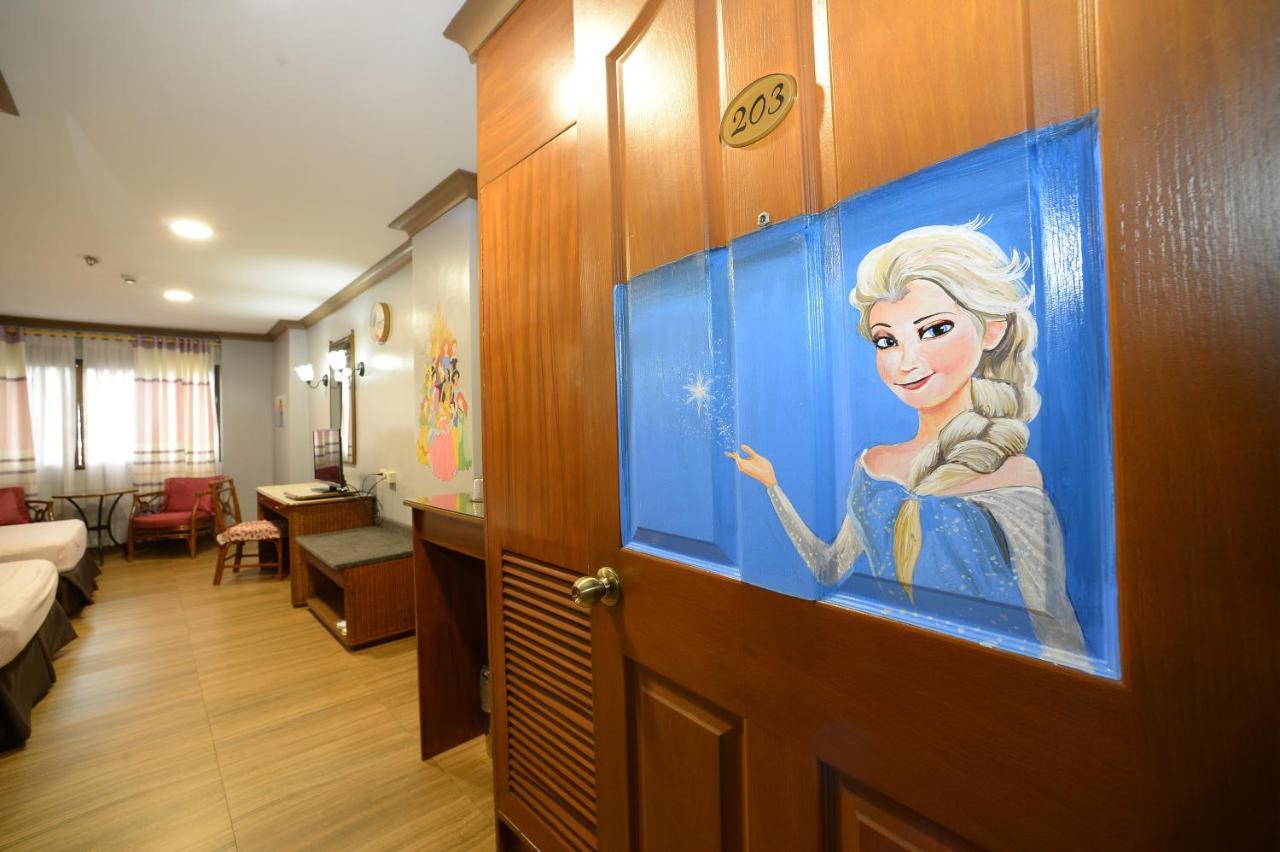 The Golden Pine Hotel Baguio City Екстериор снимка
